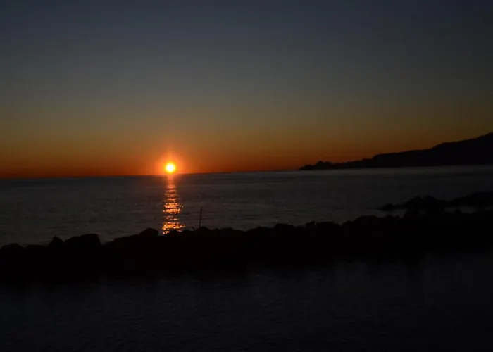 Bed and Breakfast La Gatta Sul Sentiero San Salvatore (Genoa)