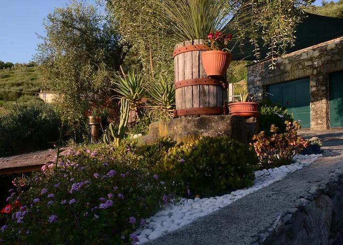 Bed and breakfast La Gatta Sul Sentiero San Salvatore (Genoa)